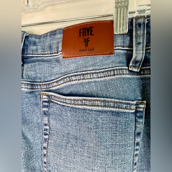 FRYE medium wash high rise slim fit jeans - size 10 - EUC - Picture 9 of 10